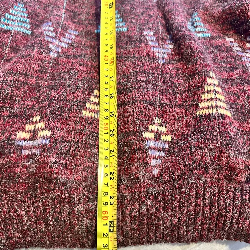 Vintage gender neutral sweater wool size xl